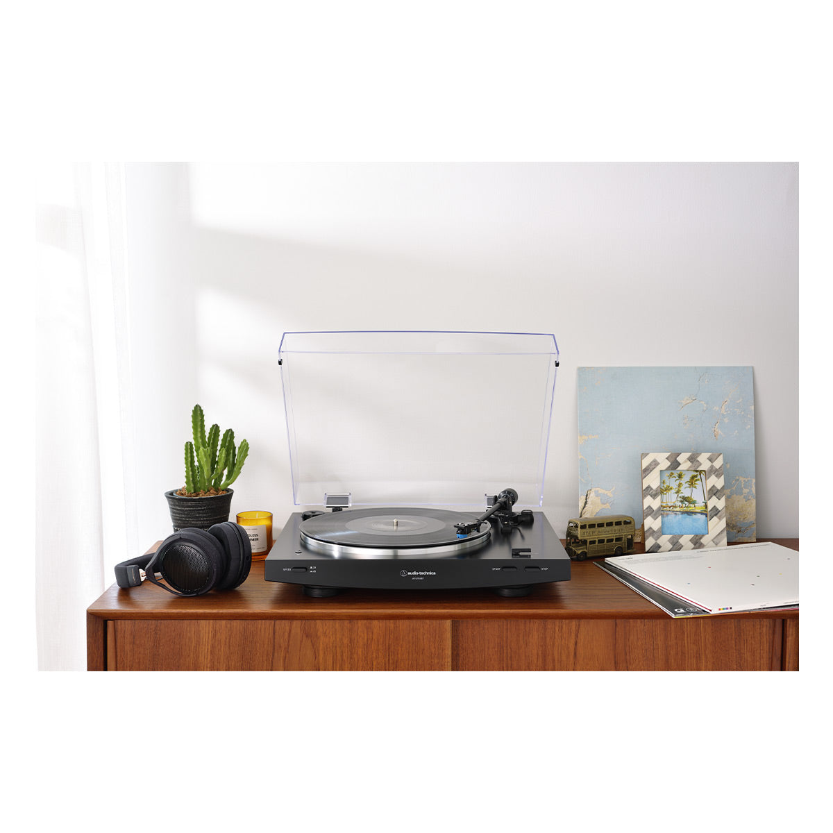 Audio-Technica AT-LP3xBT Fully Automatic Wireless Belt-Drive Turntable with Bluetooth (Black)