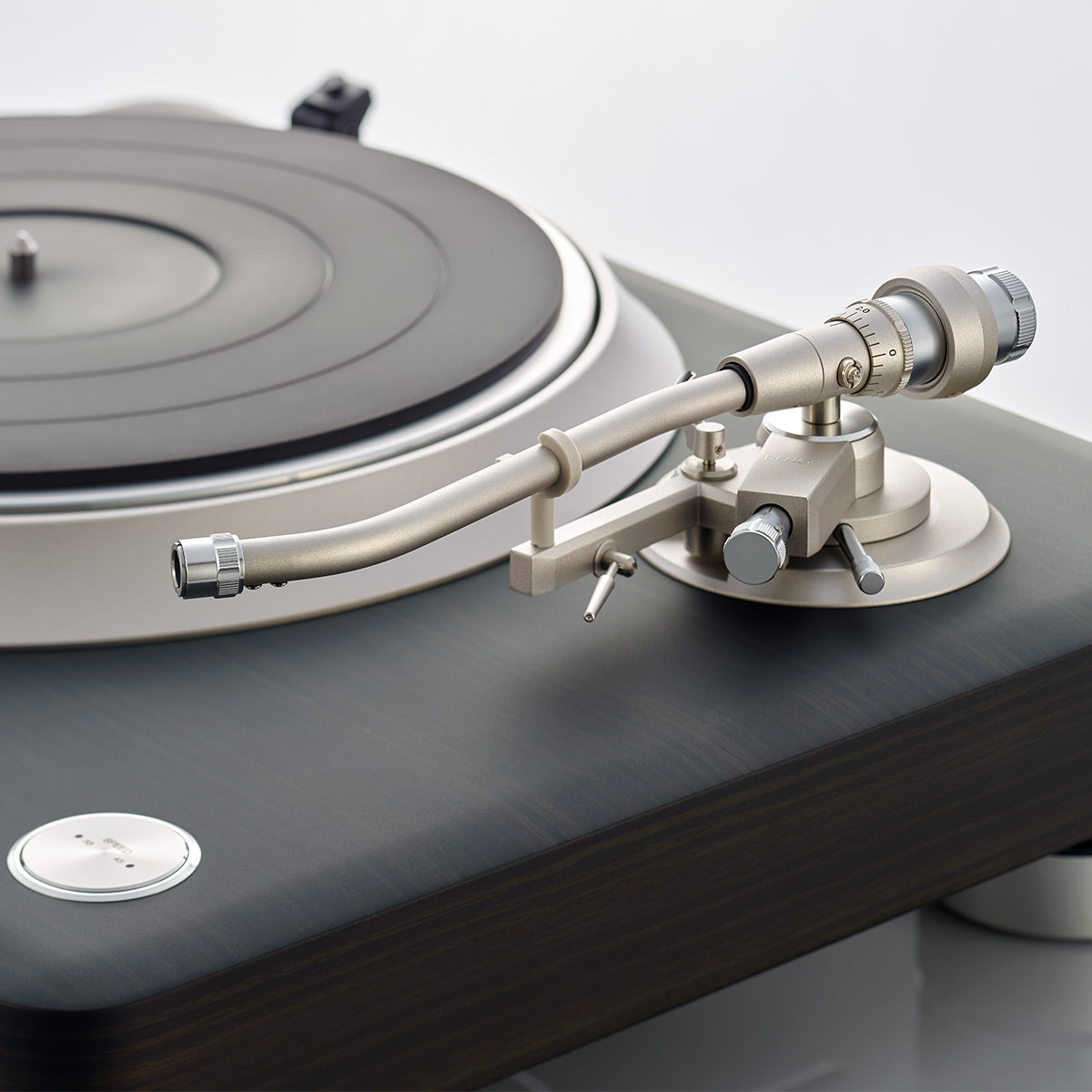 Denon DP-3000NE Premium Direct-Drive Hi-Fi Turntable