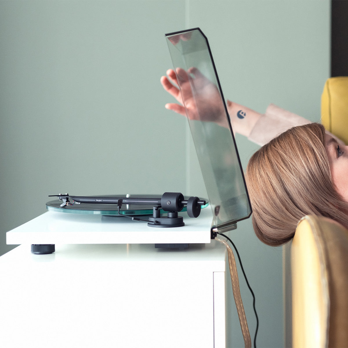 Pro-Ject T1 Evo Turntable (White)