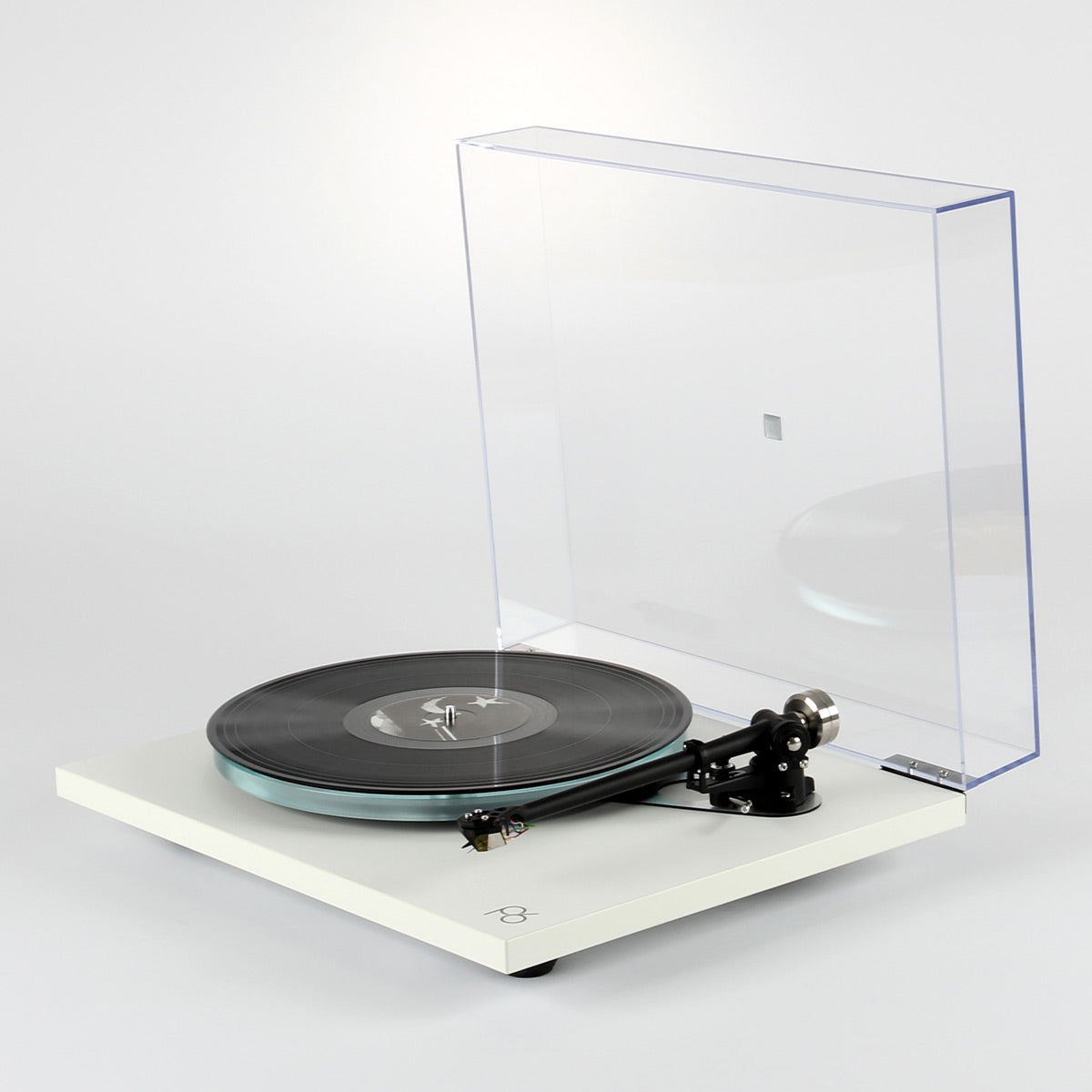 Rega Planar 6 Turntable with Nd7 MM Phono Cartridge (White)