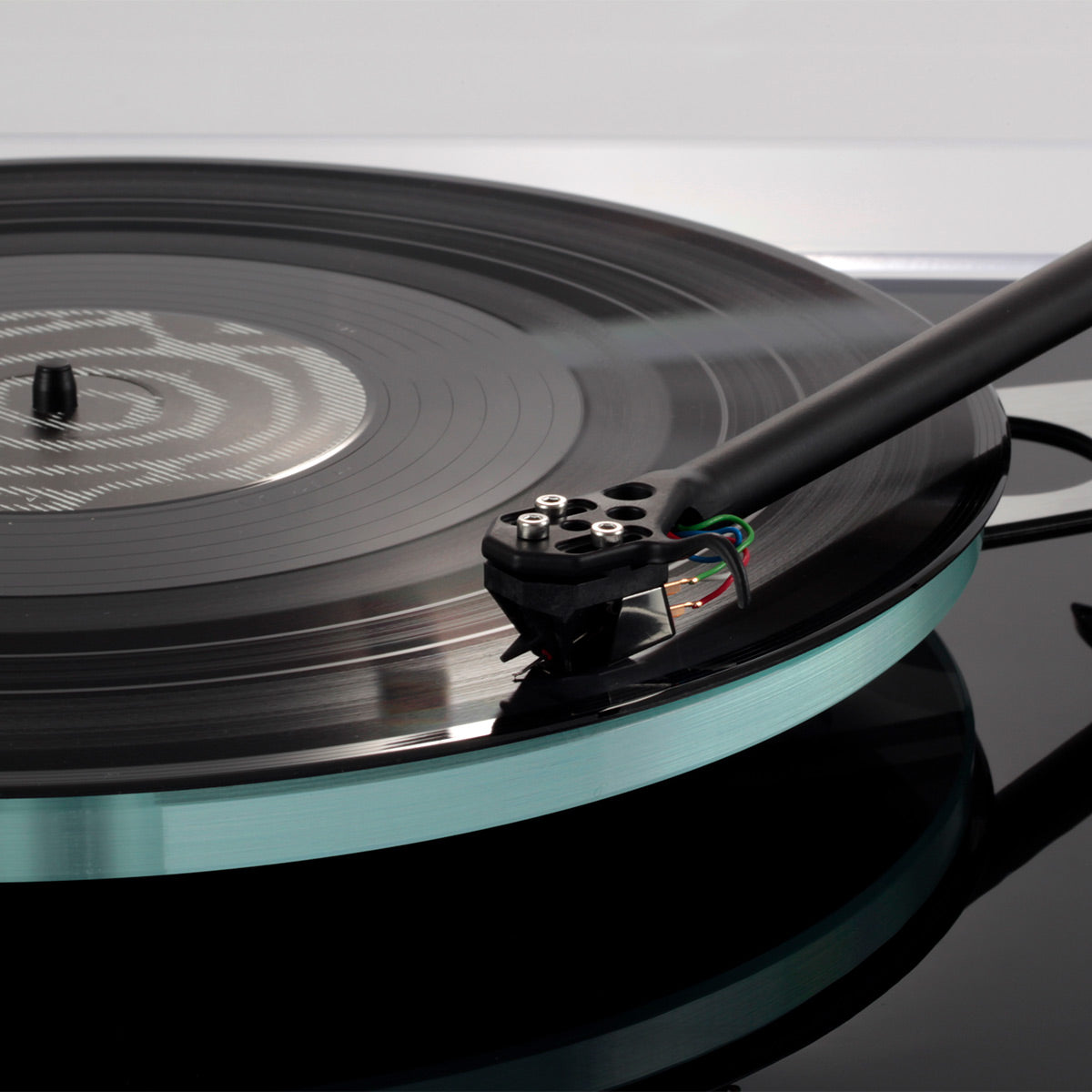 Rega Planar 3 Turntable with Nd5 MM Phono Cartridge (Matt Black)