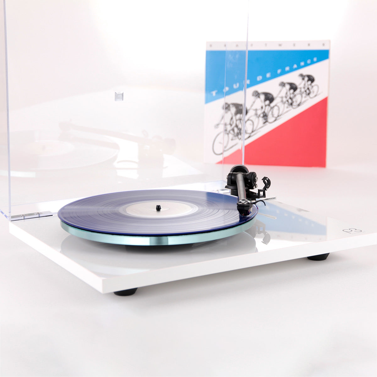 Rega Planar 3 Turntable with Nd3 MM Phono Cartridge (Matt White)