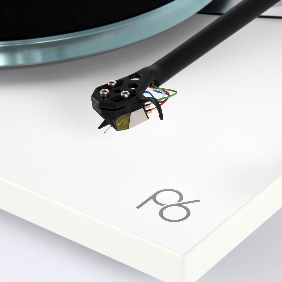 Rega Planar 6 Turntable with Nd7 MM Phono Cartridge (White)